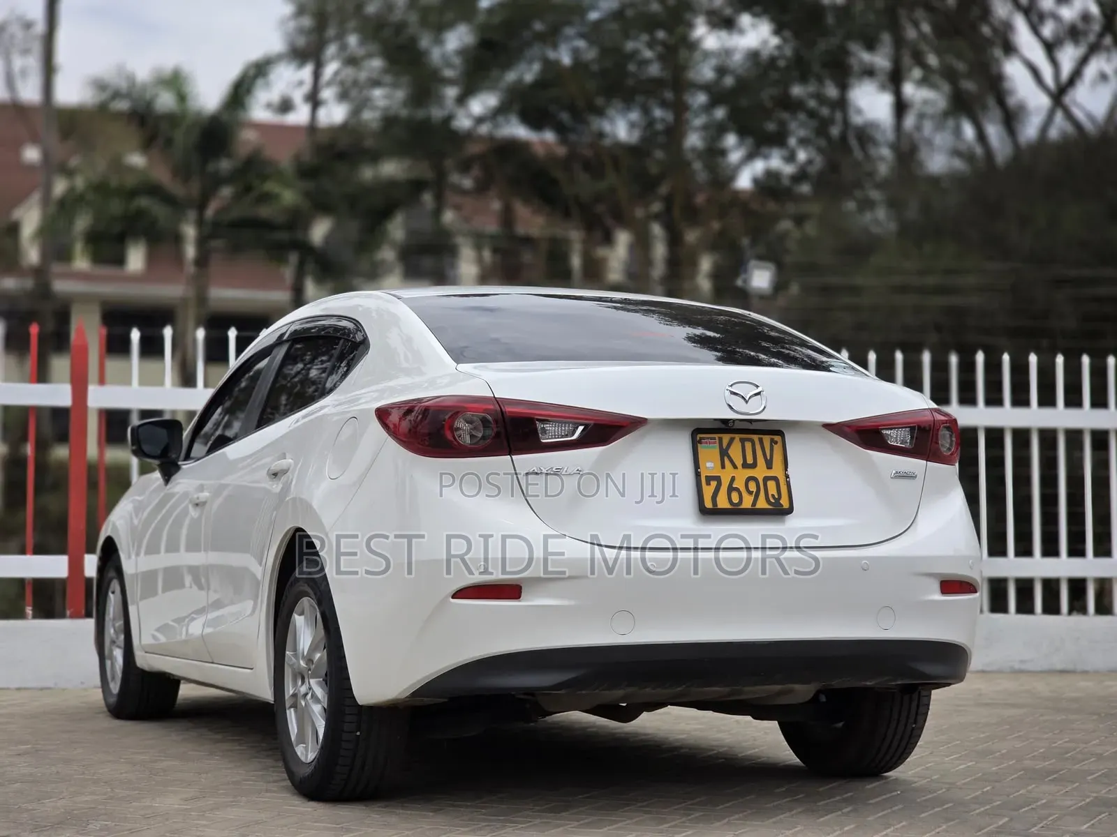 Mazda Axela 2018 Pearl