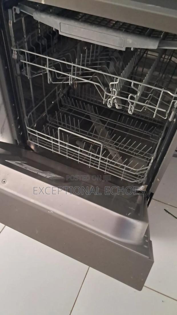Dishwasher - thumbnail 2