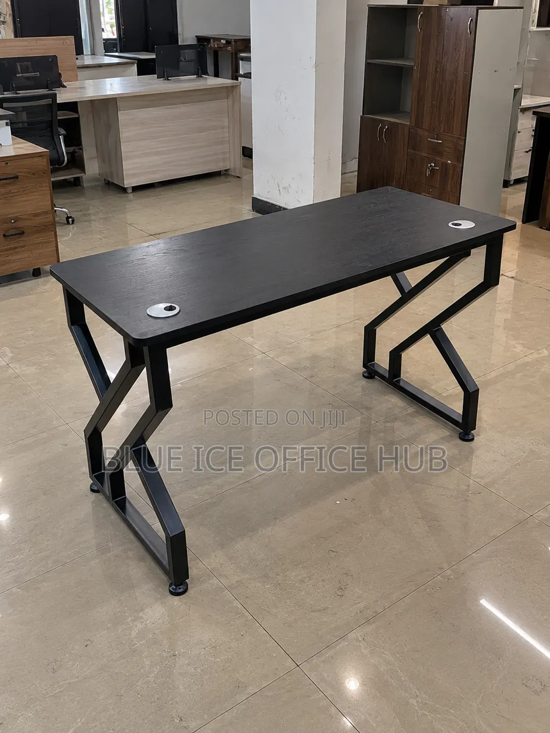Modern Office Desk With Cable Management – Black Workstation