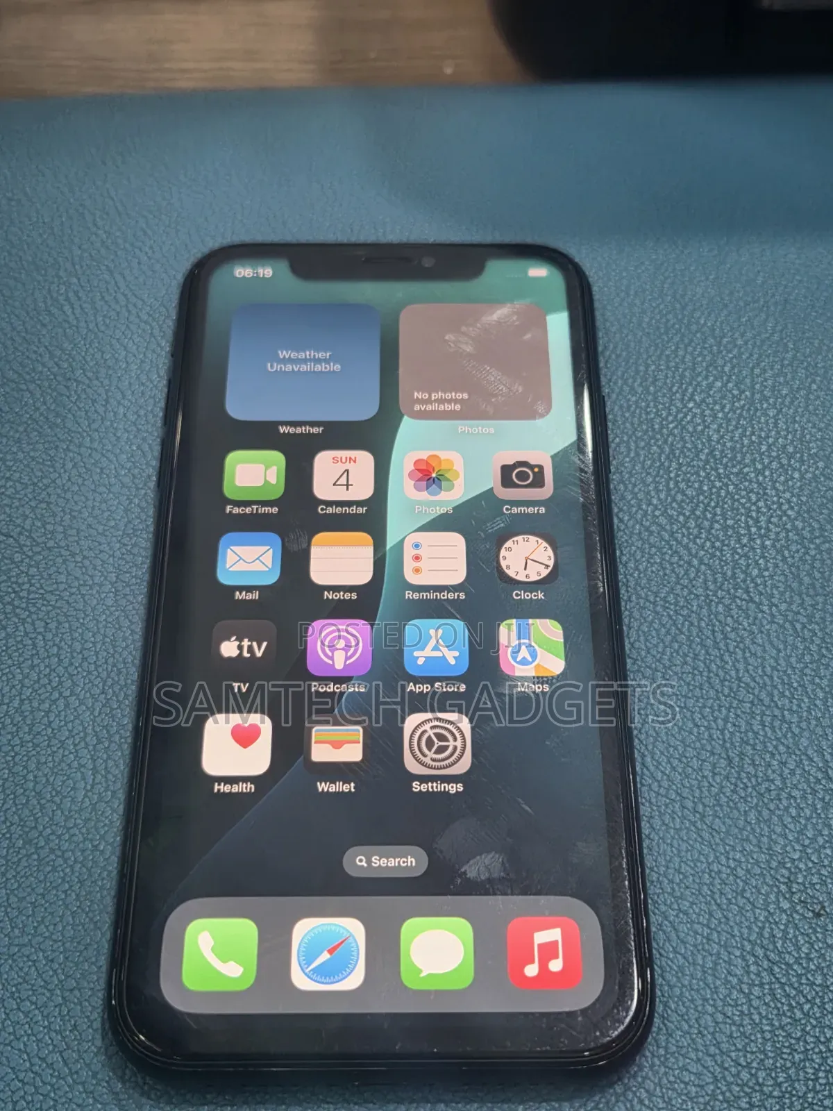 Apple iPhone XR 64 GB Black