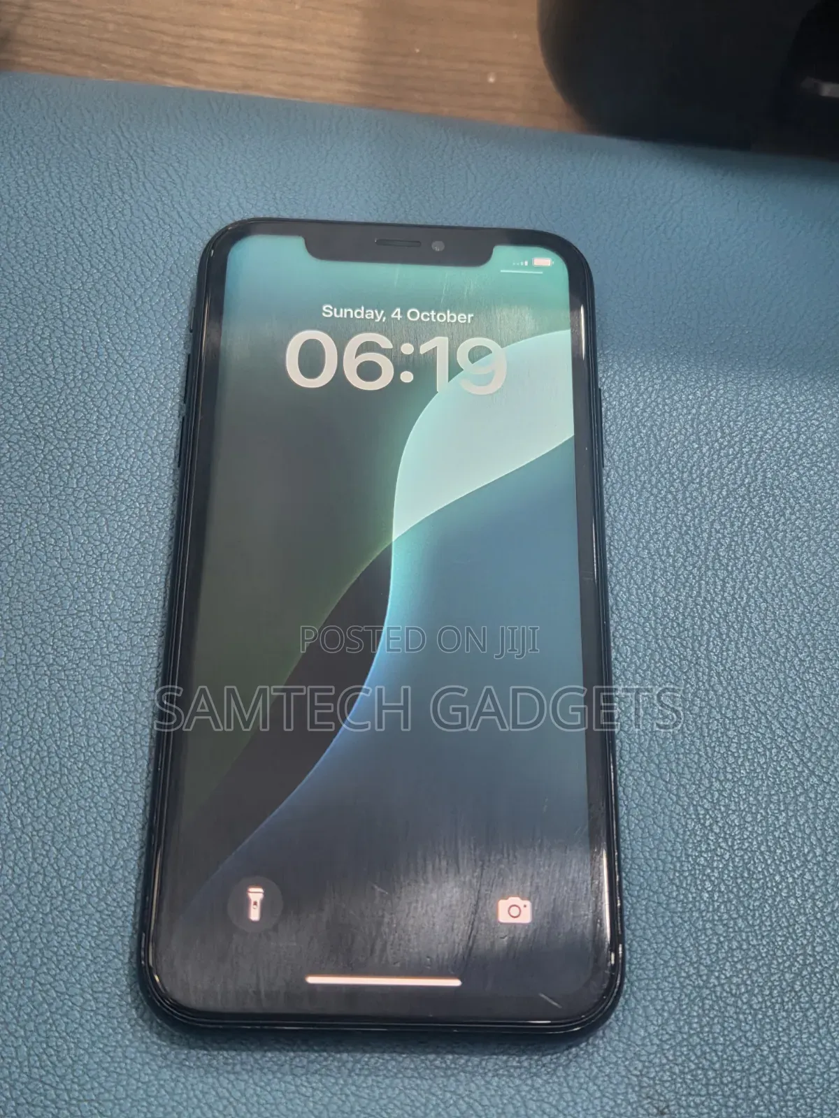 Apple iPhone XR 64 GB Black