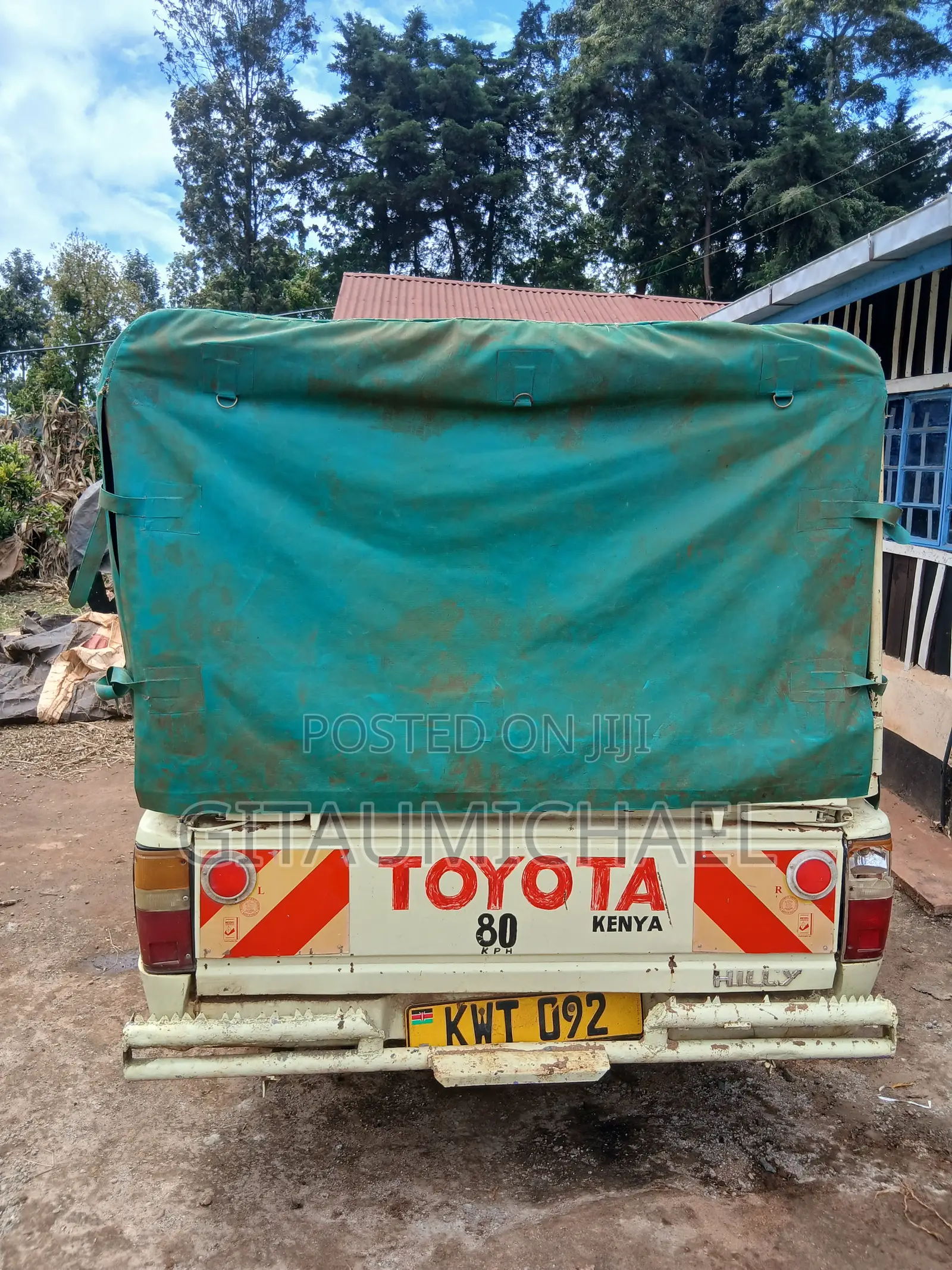 Toyota Hilux 1990 Beige
