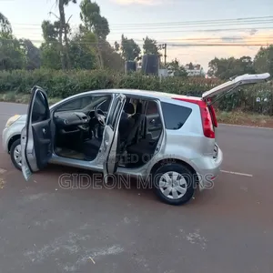 Nissan Note 2009 Silver