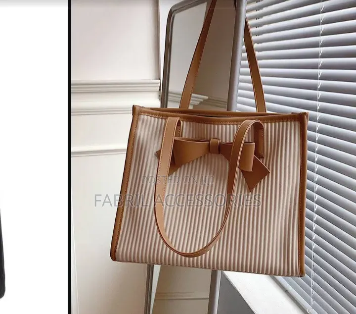 Bella/Bowtie Tote Bag