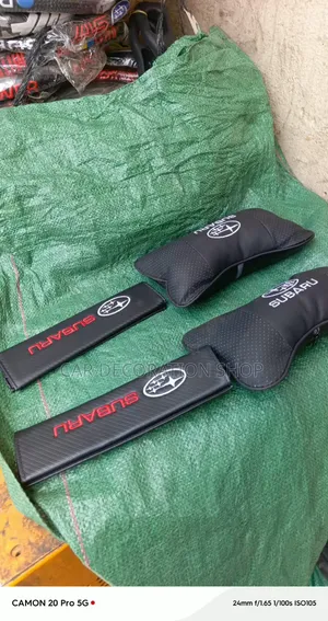 Subaru Interior Comfort Set Neck Pillows With Safety Belt Pads