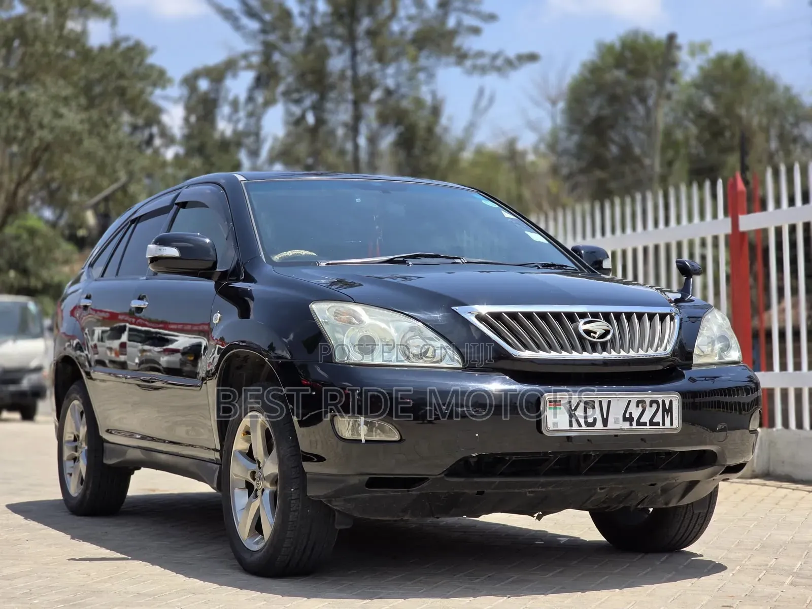 Toyota Harrier 2.4 2012 Black