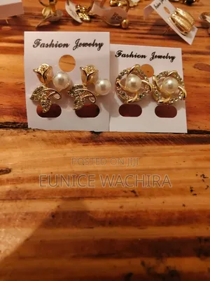 Trendy Vintage Earrings
