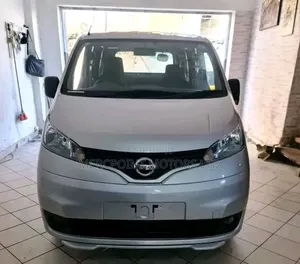 Nissan NV200 2018 Silver