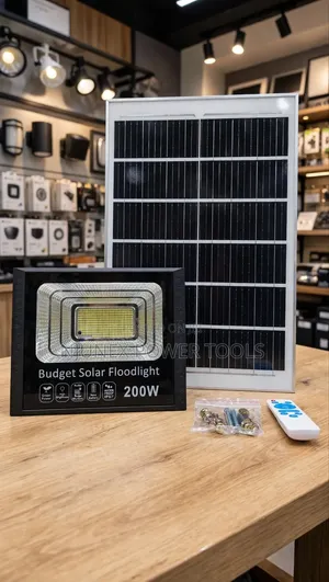 200W Budget Solar Flood Light Set Complete