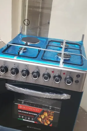 Skywood Standing Cooker (3 Gas Burners + 1 Electric Hotplate)