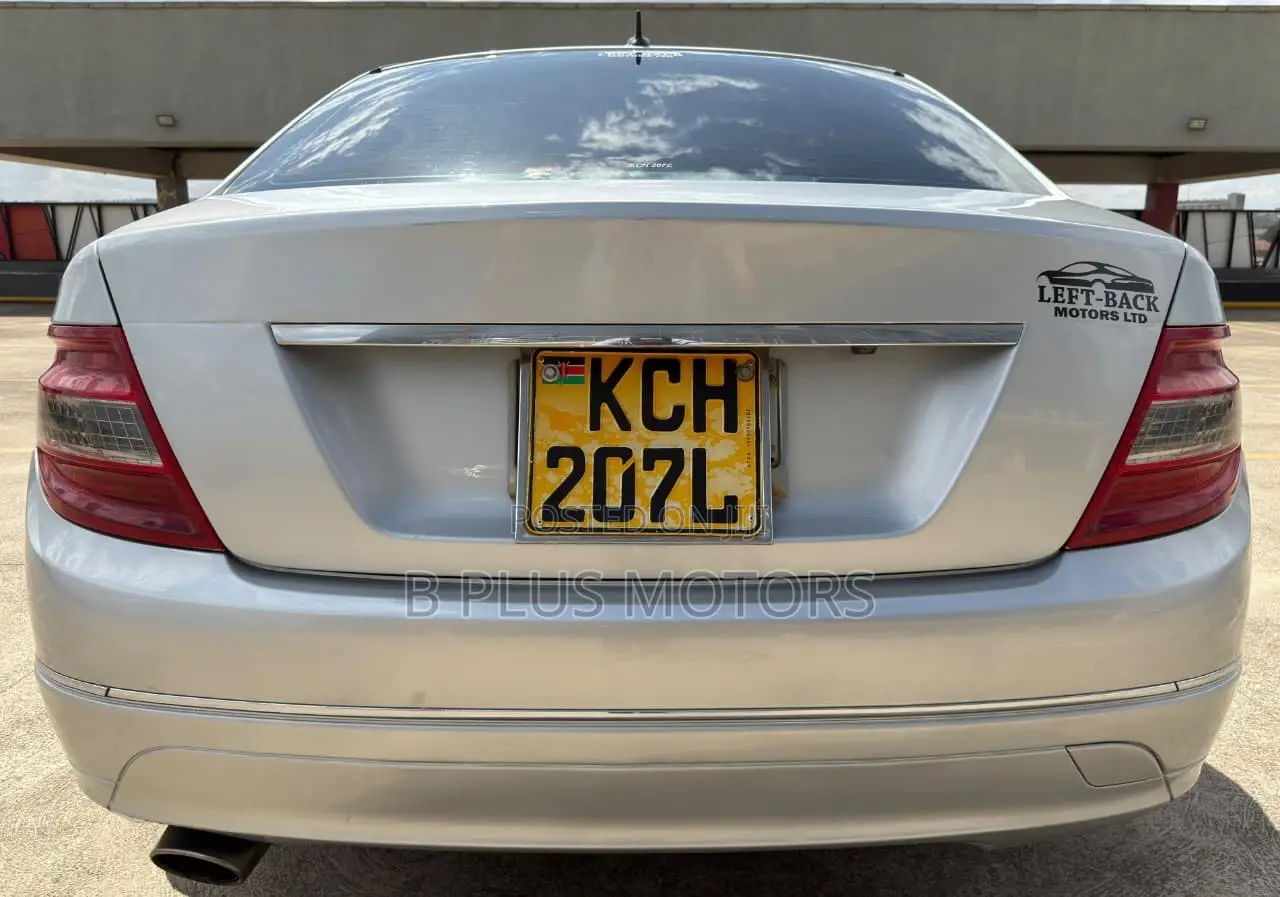 Mercedes-Benz C200 2009 Silver