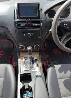 Mercedes-Benz C200 2009 Silver