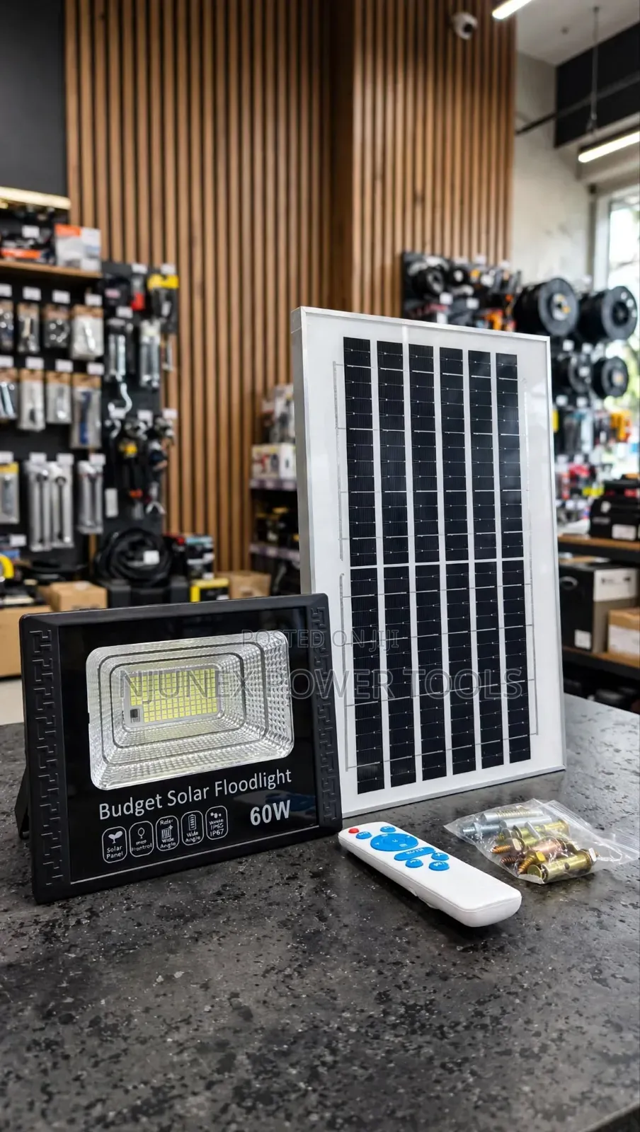 Power Output: 60W LED Floodlight