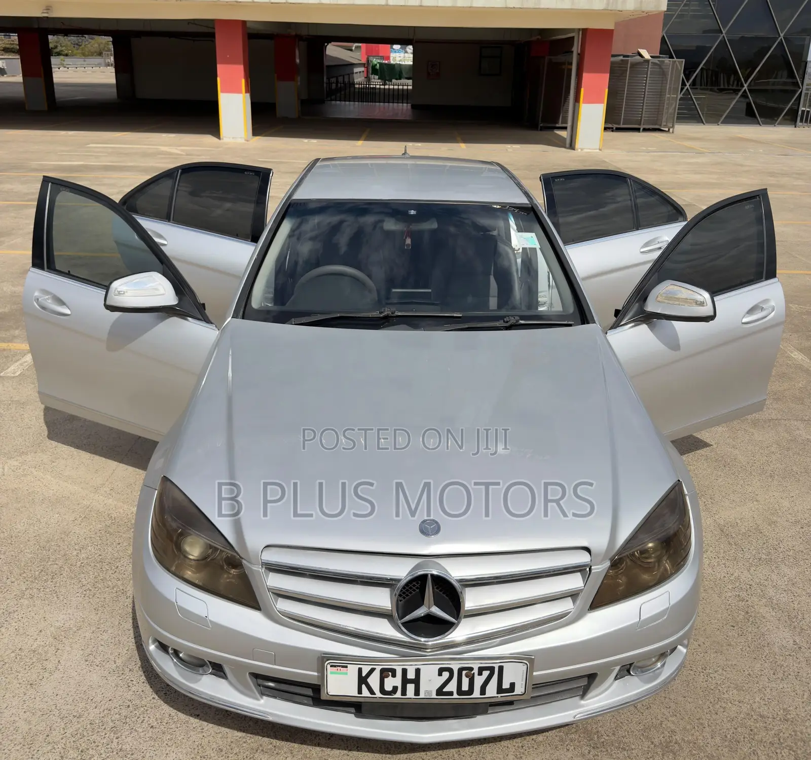 Mercedes-Benz C200 2009 Silver