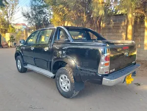 Toyota Hilux 2.5 Cab 2005 Black