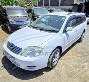 Toyota Corolla Fielder 2003 White