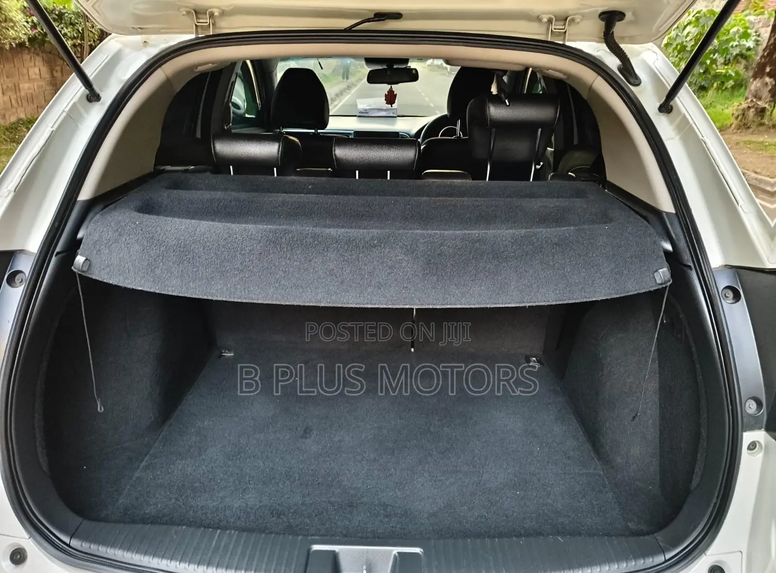 Honda Vezel 2017 White