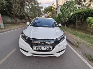 Honda Vezel 2017 White