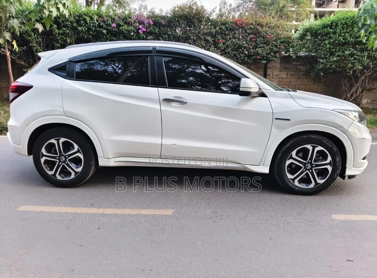 Honda Vezel 2017 White