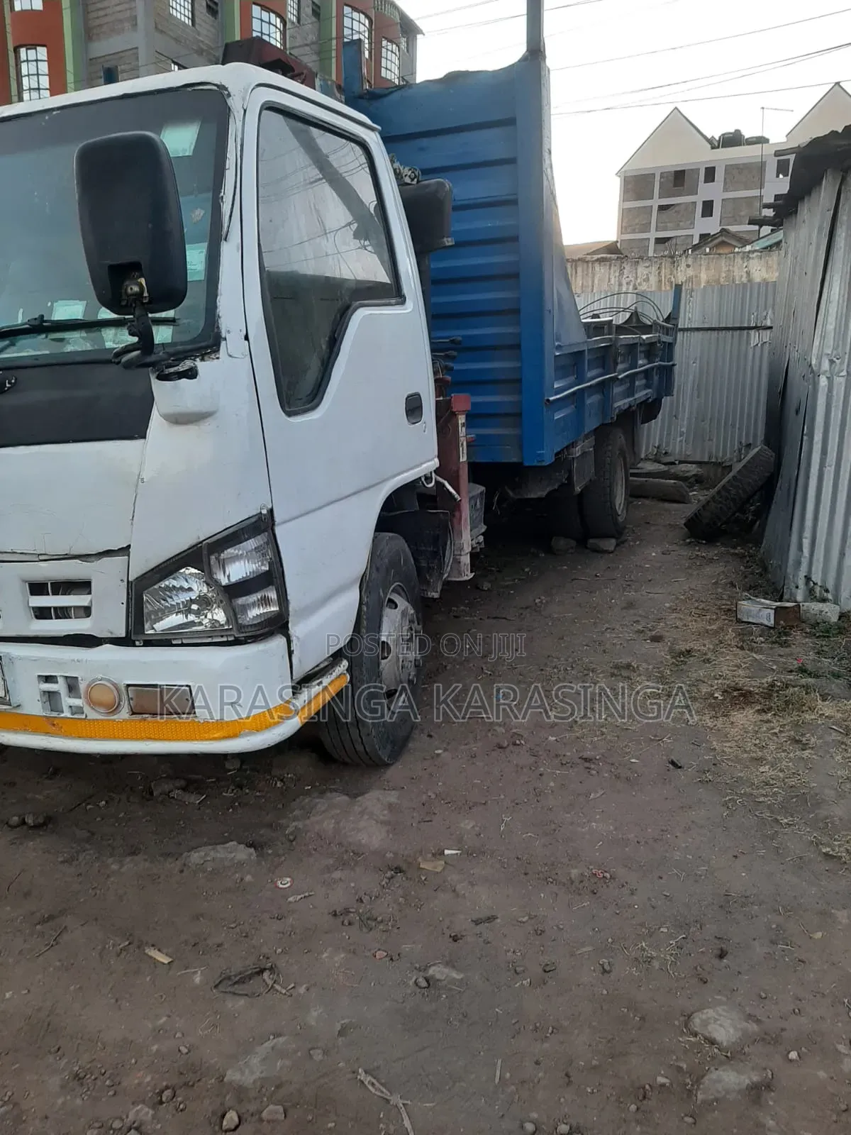 ISUZU NpR 4.3 Flatbed