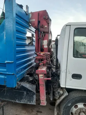 ISUZU NpR 4.3 Flatbed