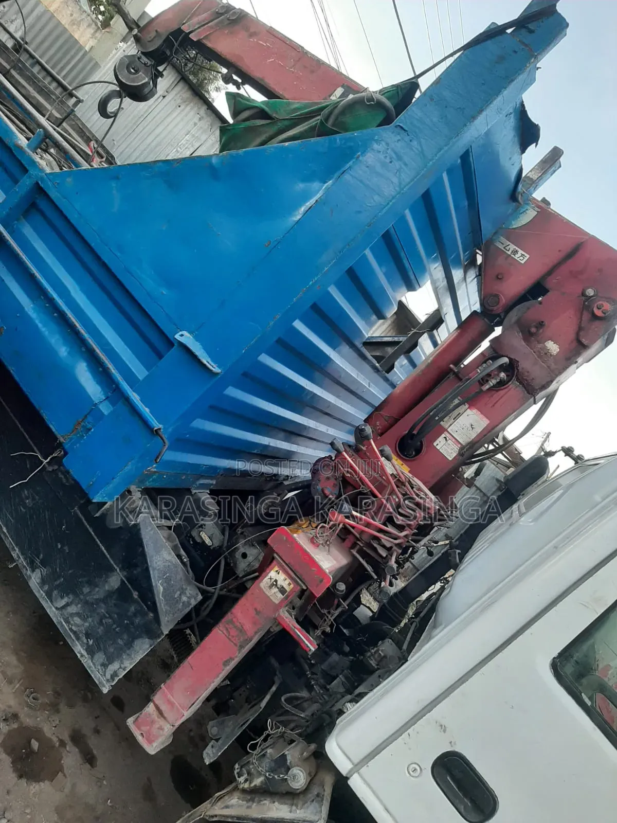 ISUZU NpR 4.3 Flatbed