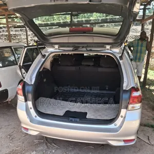 Toyota Corolla Fielder 2014 Silver