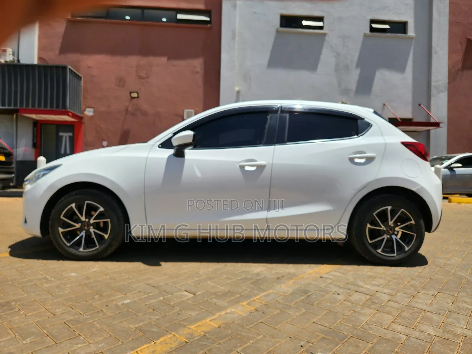 Mazda Demio 2018 White