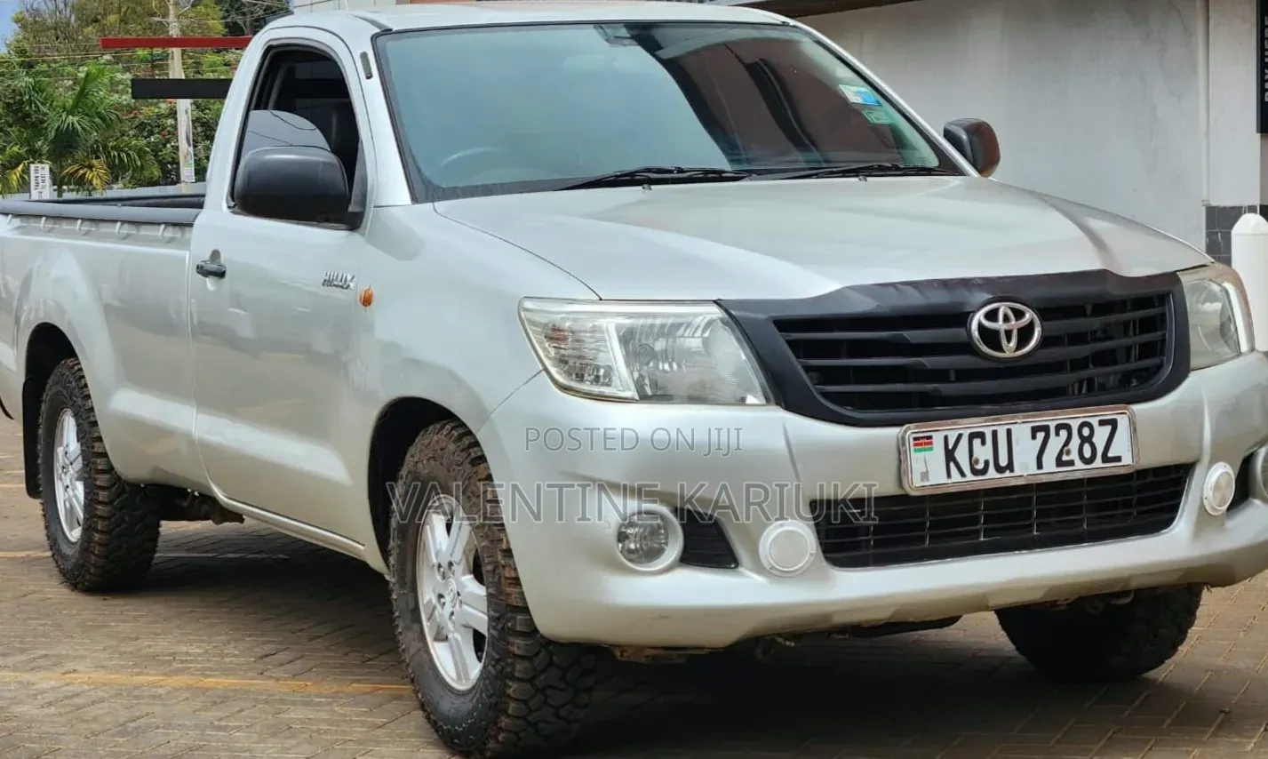 Toyota Hilux 2.5 D-4D SRX 2012 Silver