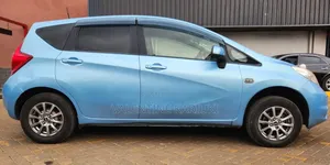 Nissan Note 2011 Blue