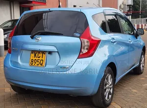 Nissan Note 2011 Blue