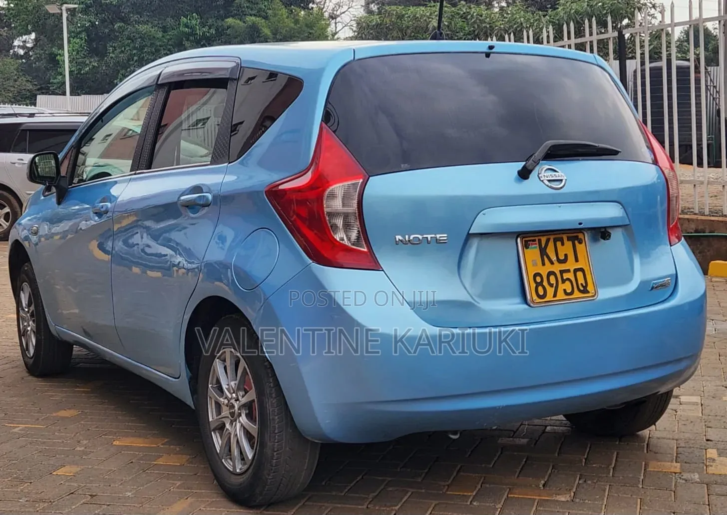 Nissan Note 2011 Blue