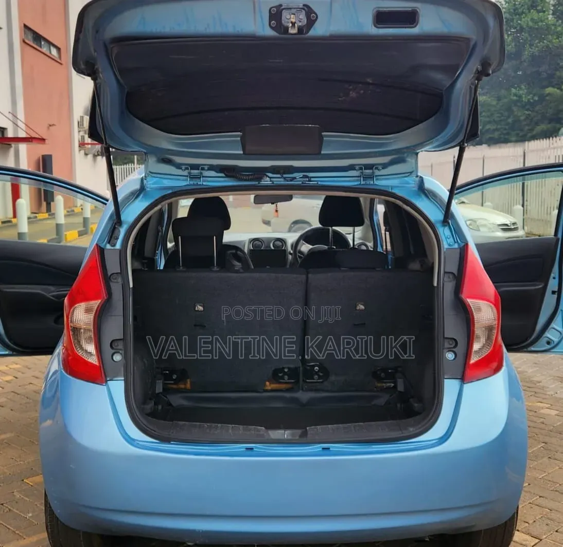 Nissan Note 2011 Blue