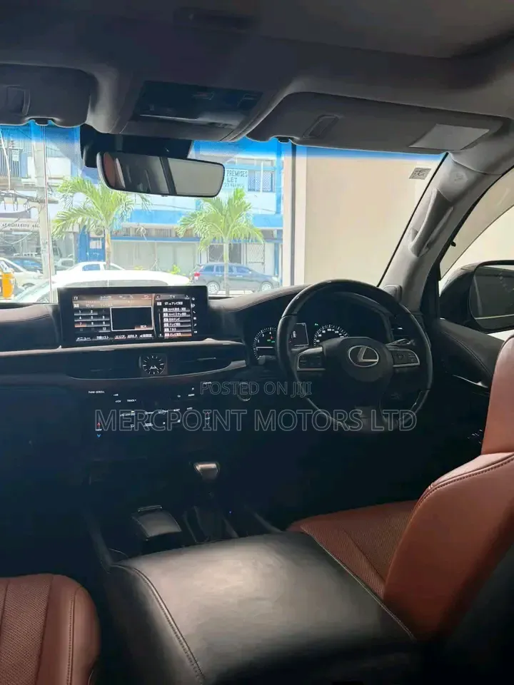 Lexus LX 570 AWD 2019 Black