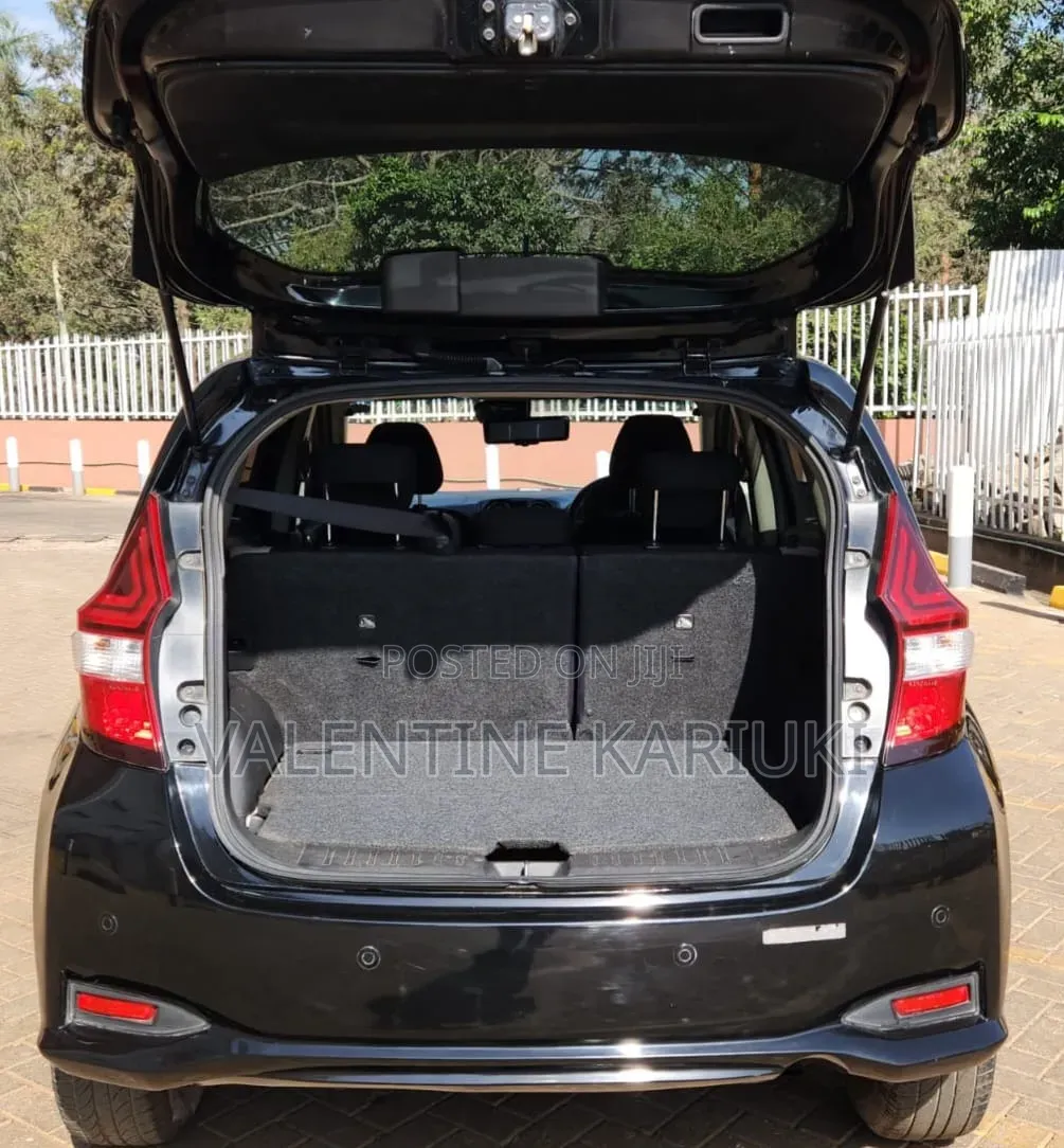 Nissan Note 1.2 Hybrid 2017 Black