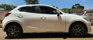 Mazda Demio 2018 White