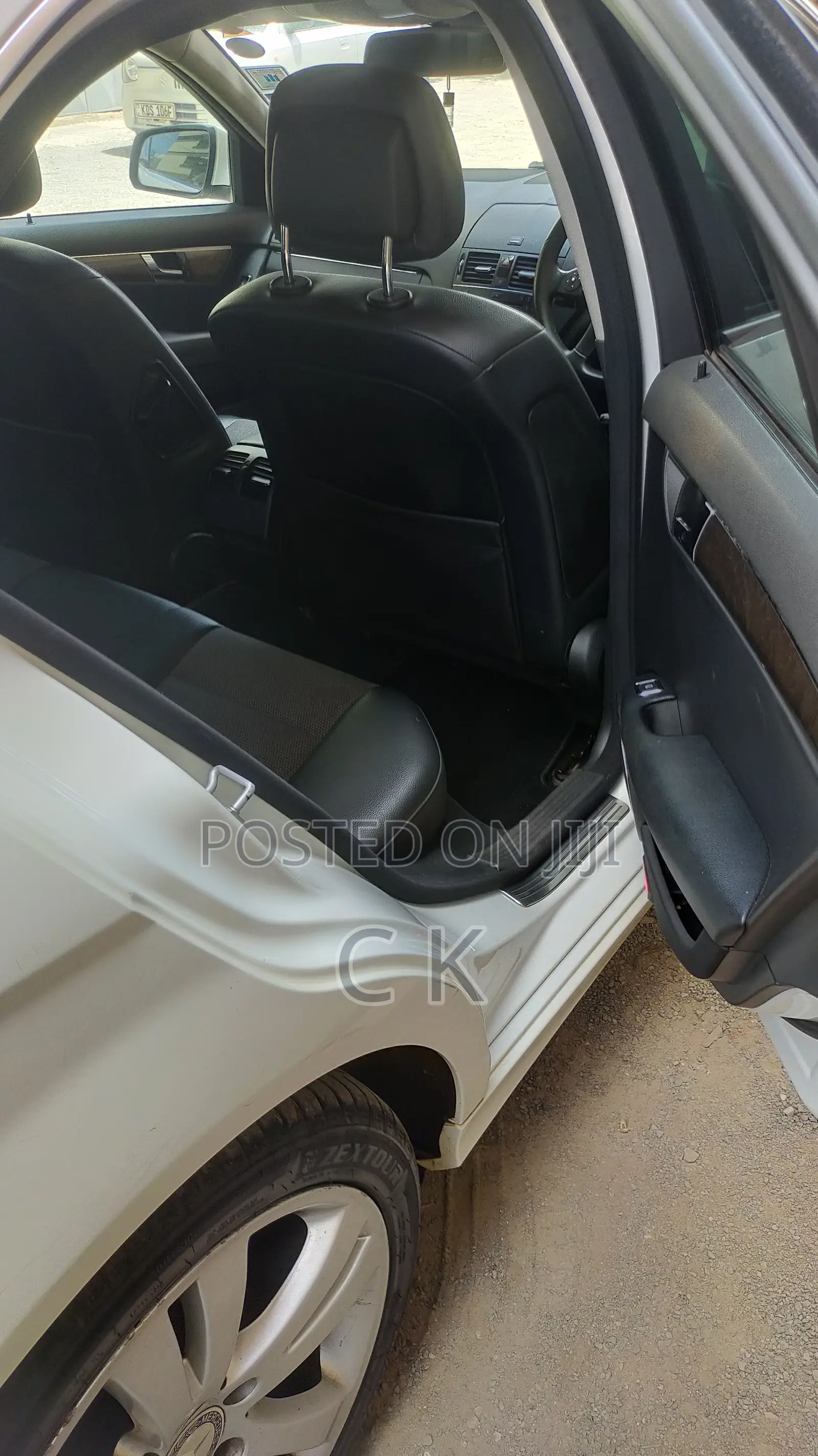 Mercedes-Benz C200 2008 White