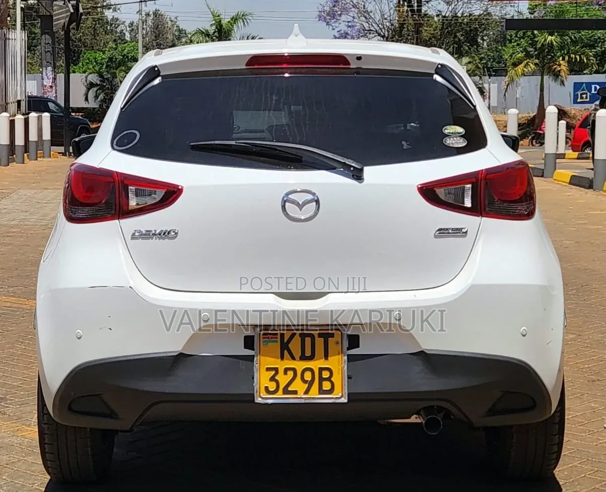 Mazda Demio 2018 White