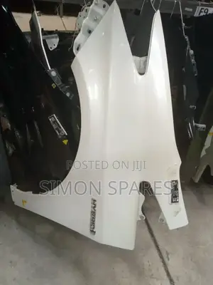 Fender Lh Toyota Prius Zvw30 2013