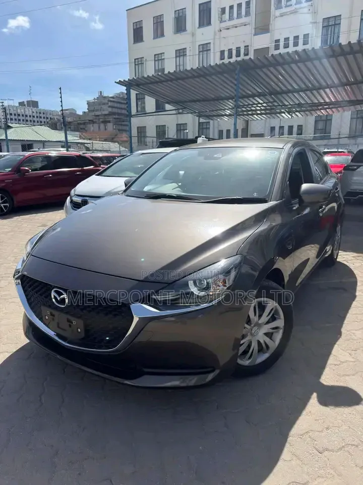 Mazda 2 2020 Brown