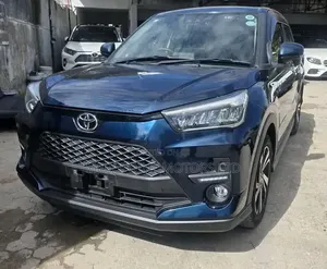 Toyota Raize 1.0 AWD 2020 Blue