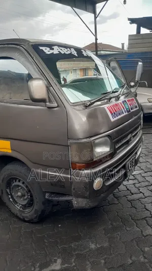 Toyota HiAce 2008 Grey