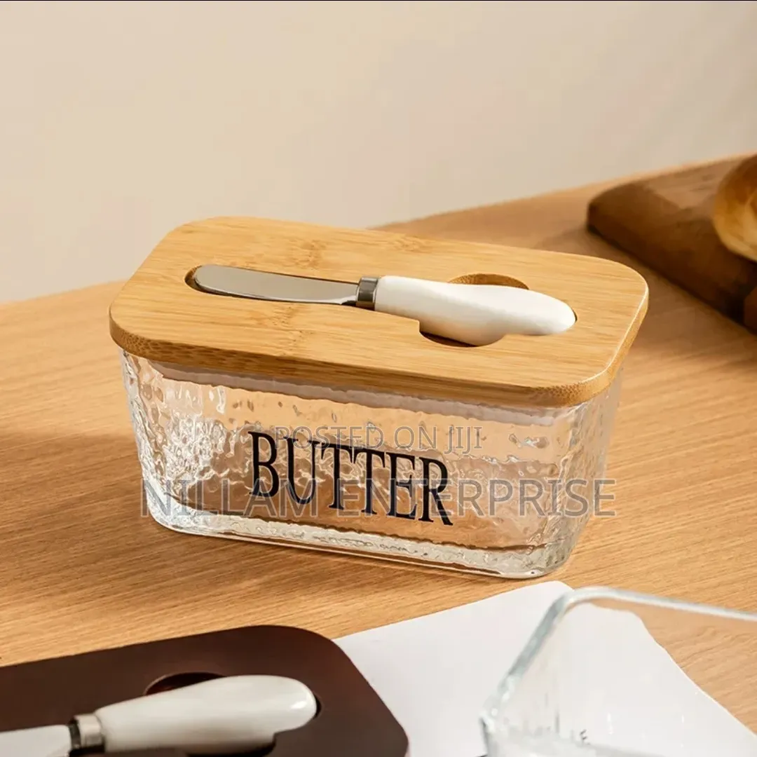 Glass Butter Dish With Bamboo Lid and Spread Knife 500ml