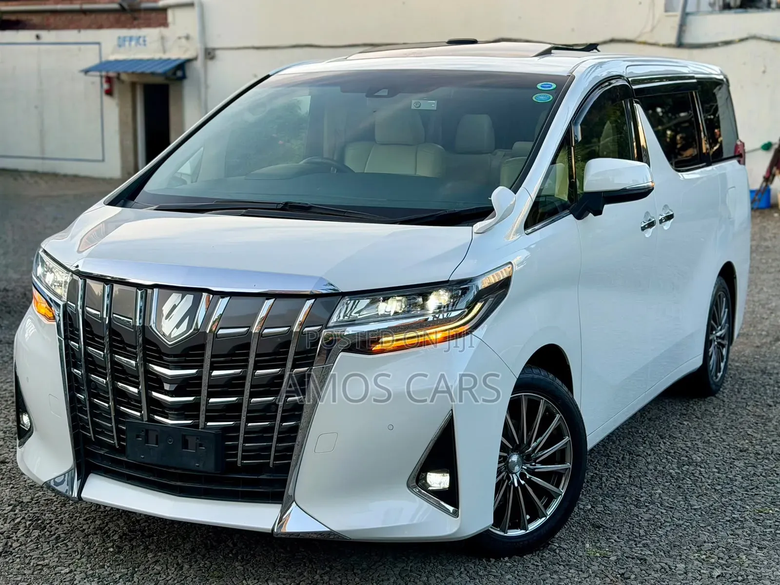 Toyota Alphard 2019 White