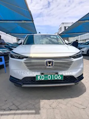 Honda Vezel 1.5 Hybrid 2WD 2021 Off white