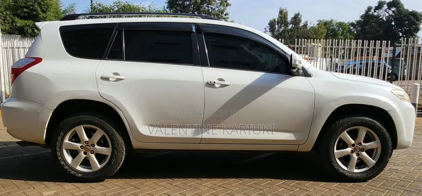 Toyota Vanguard 2009 Pearl