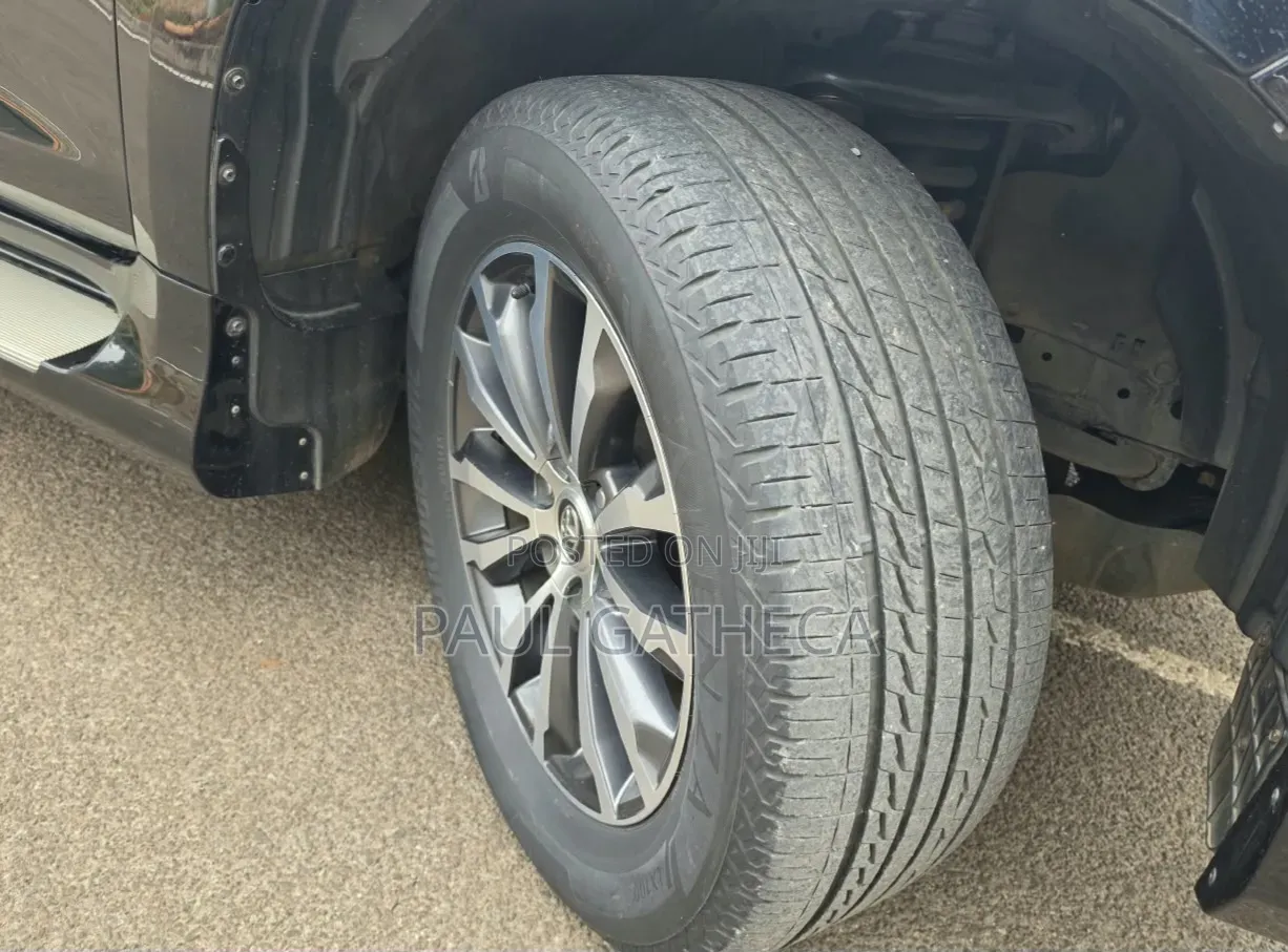 Toyota Land Cruiser Prado 2020 Black