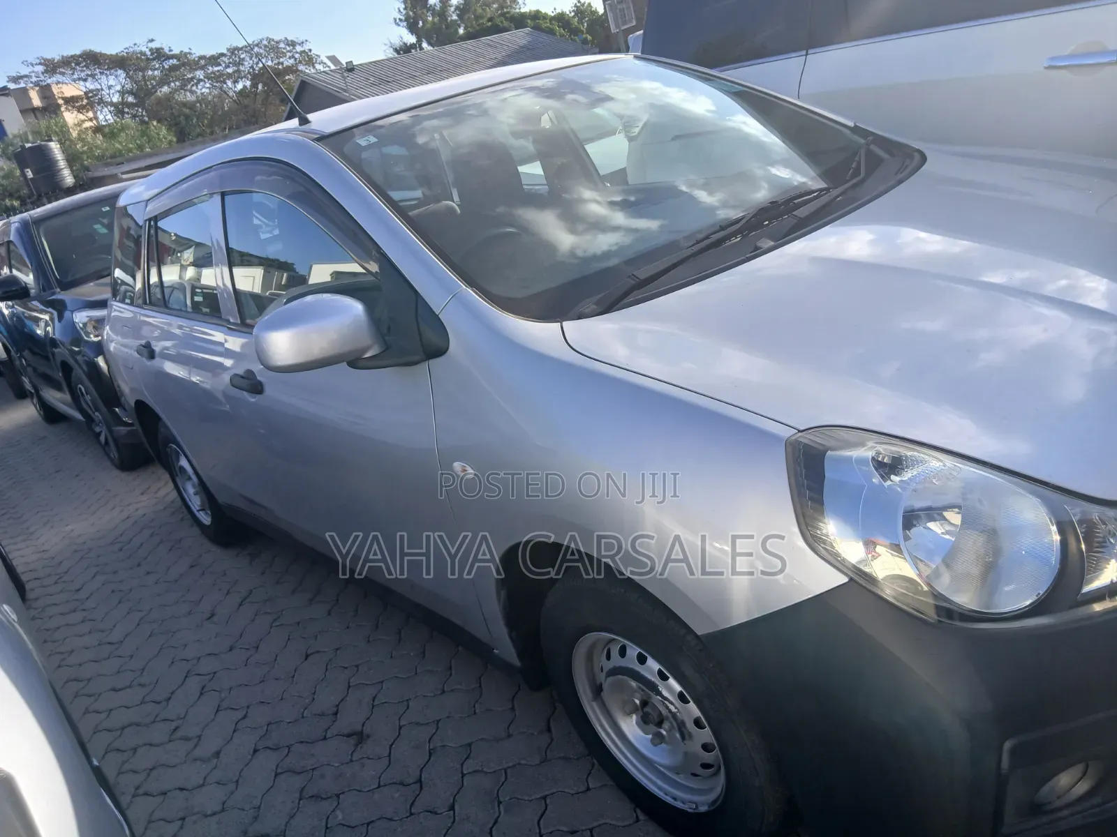 Nissan Advan 2019 Silver