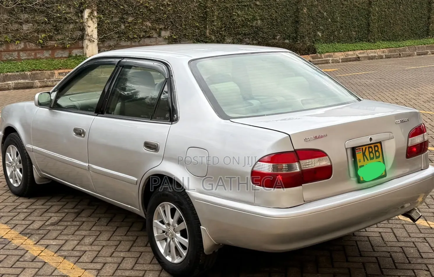 Toyota Corolla 1999 Silver