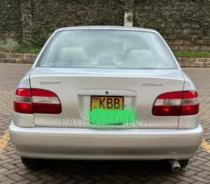 Toyota Corolla 1999 Silver